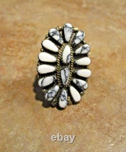 1.5 Vintage Navajo Sterling Petit Point WHITE BUFFALO TURQUOISE Ring Size 5.5