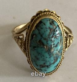 Beautiful Vintage Navajo 14k Yellow Gold turquoise Ring Size 8