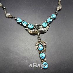 DELICATE Vintage NAVAJO Sterling Silver and SLEEPING BEAUTY TURQUOISE NECKLACE