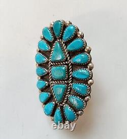 Fine Large vintage handcrafted Native American Navajo Ring Turquoise silver