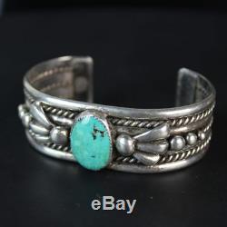 HEAVY Blue Turquoise Stone Sterling Silver. 925 vintage Navajo bracelet