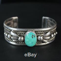 HEAVY Blue Turquoise Stone Sterling Silver. 925 vintage Navajo bracelet