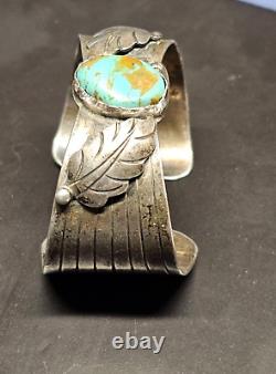 NAVAJO Vintage Kingman Turquoise Patina Sterling Leaf Cuff Bracelet 50gr Sz 7