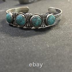 NAVAJO Vintage Native Turquoise Stone Thunderbird Bracelet