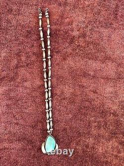 Navajo Bizbee Turquoise WithSterling Silver Feather Setting Necklace Vintage 1970s