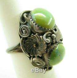 STERLING SILVER Old Pawn NAVAJO UNISEX RING Green Turquoise HIGH RELIEF VTG 8