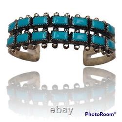 Sterling Silver vintage Needle Point Row Turquoise Cuff Bracelet Navajo Zuni