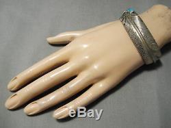 Striking Vintage Navajo Hand Carved Sterling Silver Feather Bracelet Old