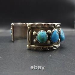 TRADITIONAL Vintage NAVAJO Stamped Sterling Silver TURQUOISE Row Cuff BRACELET