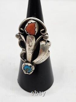 VINTAGE NAVAJO TURQUOISE & CORAL STERLING SILVER RING SIGNED by BOBBY THOMPSON