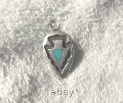 Vintage Arrowhead Navajo pendant, Turquoise Inlay, Tested
