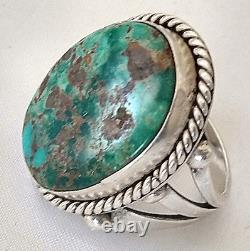 Vintage Beautiful Kingman Turquoise Sterling Silver Ring