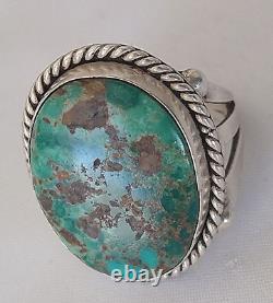 Vintage Beautiful Kingman Turquoise Sterling Silver Ring