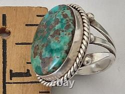 Vintage Beautiful Kingman Turquoise Sterling Silver Ring