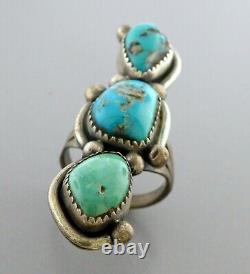 Vintage Beautiful Navajo Sterling Silver Large Turquoise Ring