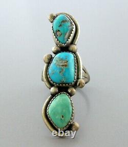 Vintage Beautiful Navajo Sterling Silver Large Turquoise Ring