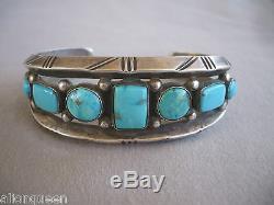 Vintage NAVAJO Heavy Gauge Hand-Tooled Sterling Silver & Turquoise Cuff BRACELET