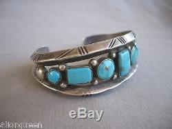 Vintage NAVAJO Heavy Gauge Hand-Tooled Sterling Silver & Turquoise Cuff BRACELET