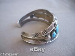 Vintage NAVAJO Heavy Gauge Hand-Tooled Sterling Silver & Turquoise Cuff BRACELET