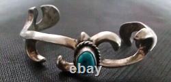 Vintage NAVAJO Sterling Silver TURQUOISE Native American Sandcast Cuff Bracelet