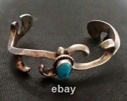 Vintage NAVAJO Sterling Silver TURQUOISE Native American Sandcast Cuff Bracelet