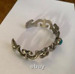 Vintage NAVAJO Sterling Silver TURQUOISE Native American Sandcast Cuff Bracelet