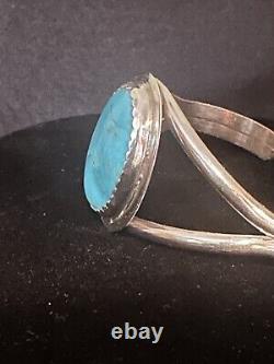 Vintage Native American Navajo Natural Blue Turquoise Sterling silver Bracelet