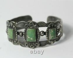 Vintage Native American Navajo Sterling Silver Green Turquoise Cuff Bracelet