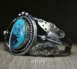 Vintage Native American Navajo Turquoise Sterling Silver Cuff Bracelet