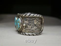 Vintage Native American Navajo Turquoise Sterling Silver Cuff Bracelet