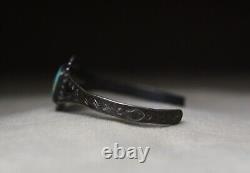 Vintage Native American Navajo Turquoise Sterling Silver Cuff Bracelet