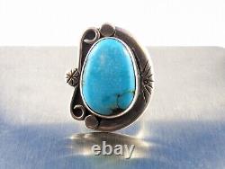 Vintage Native American sterling silver Turquoise Navajo ring Size 7.5