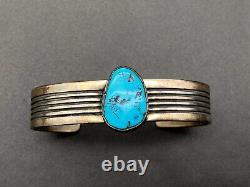 Vintage Navajo Indian Turquoise Sterling Silver Bracelet Cuff