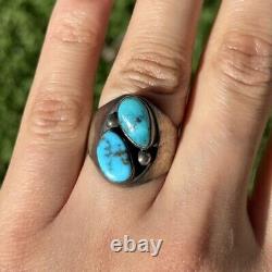 Vintage Navajo Native American 925 Sterling Silver Turquoise Ring. Size 6