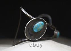 Vintage Navajo Native American Sterling Silver Turquoise Cuff Bracelet