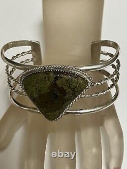 Vintage Navajo Natural Green Turquoise Sterling Silver Wide Cuff Bracelet