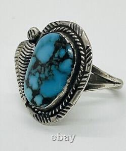 Vintage Navajo Natural High Gem Grade Spiderweb Turquoise Cabochon Silver Ring