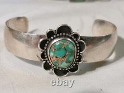 Vintage Navajo Royston Turquoise And Sterling Silver Cuff Bracelet Flower Detail