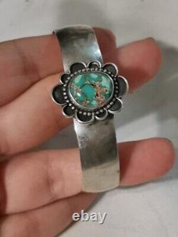 Vintage Navajo Royston Turquoise And Sterling Silver Cuff Bracelet Flower Detail