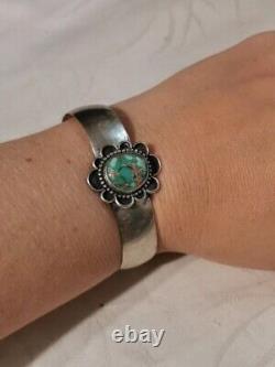 Vintage Navajo Royston Turquoise And Sterling Silver Cuff Bracelet Flower Detail