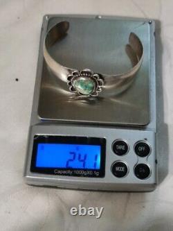 Vintage Navajo Royston Turquoise And Sterling Silver Cuff Bracelet Flower Detail