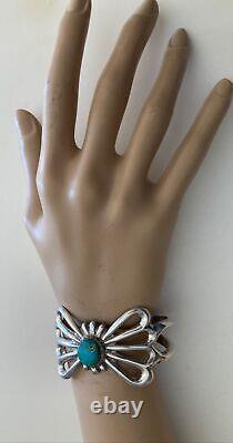 Vintage Navajo Sandcast Turquoise Sterling Silver Bracelet 6.25