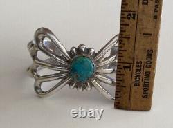 Vintage Navajo Sandcast Turquoise Sterling Silver Bracelet 6.25