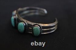 Vintage Navajo Sterling Silver Carico Lakes Turquoise Bracelet