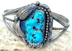 Vintage Navajo Sterling Silver Turquoise Nugget Cuff Bracelet Beautiful stone