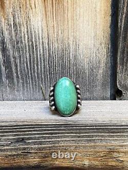 Vintage Navajo Turquoise Ring Size 5.5 Unsigned