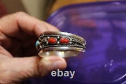 Vintage Navajo Turquoise & red coral Sterling Silver cuff bracelet bezel