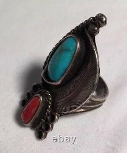 Vintage Old Pawn Navajo Sterling Silver Bisbee Turquoise Coral Ring Sz 8