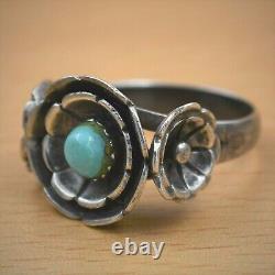 Vintage Old Pawn Navajo Sterling Silver Handmade 3 Floral Design Turquoise Ring