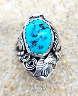 Vintage Sterling Navajo Ring with Turquoise & Leaves 11-3/4